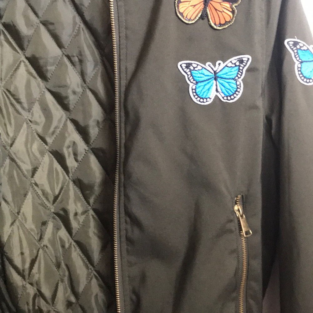 Bomber Jacket 💚 - Picture 4 of 6